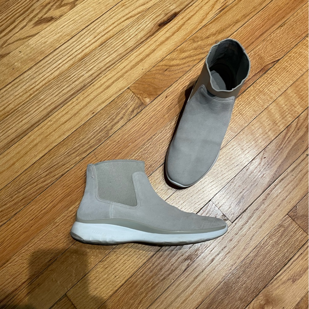 ZeroGrand Waterproof Leather Ankle Boot  High Top Sport Active Snow Outdoor 8.5